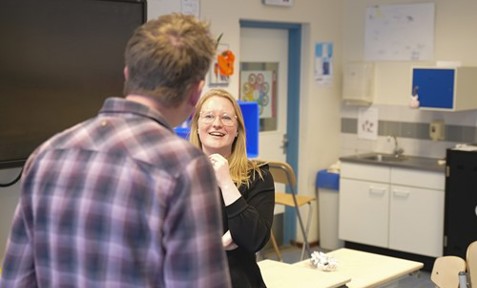 Onderwijsambassadeur Nienke En Leerkracht Tom